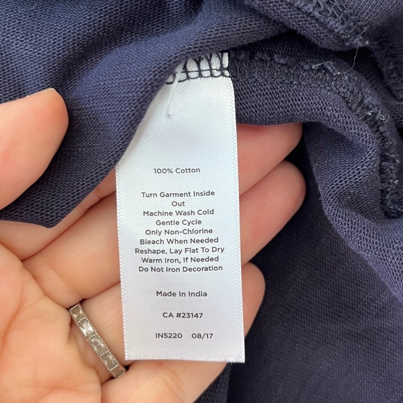 Talbots Sz M Navy Stretch Scottie Dogs n Snow Tee Shirt Blouse Pullover Top - Picture 9 of 9